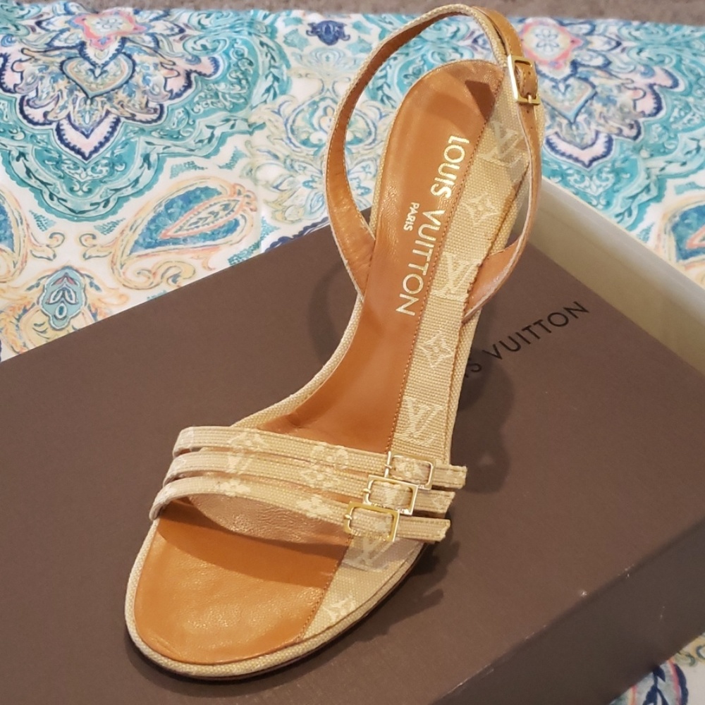 Strappy high heel shoes